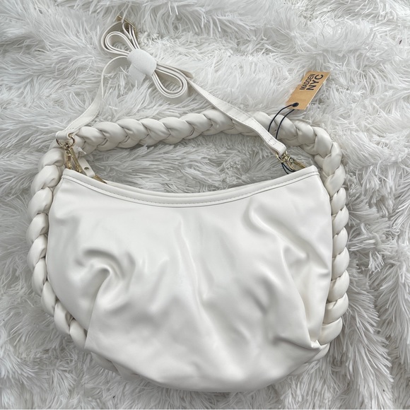 Madden NYC White Crossbody Bag - Picture 3 of 7